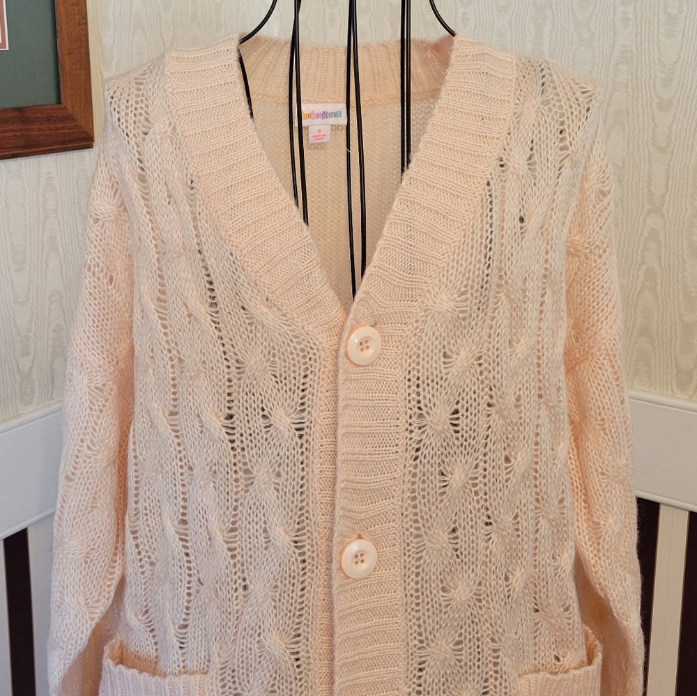 SEE NEW LISTING LulaRoe Lucille Oversized Knit Sweater - Picture 4 of 7
